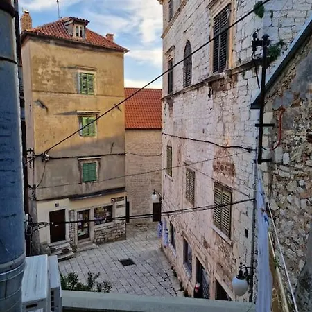 Aria * Šibenik